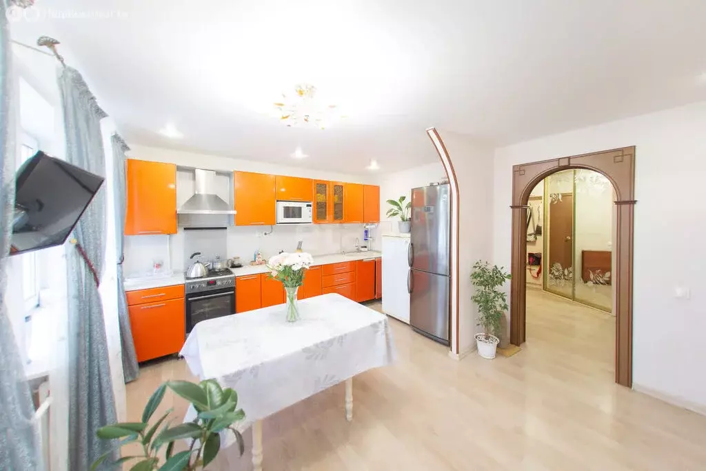 2-комнатная квартира: Альметьевск, улица Шевченко, 170 (55 м) - Фото 2