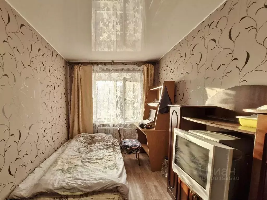 Комната Новгородская область, Великий Новгород ул. Химиков, 4 (13.1 м) - Фото 0