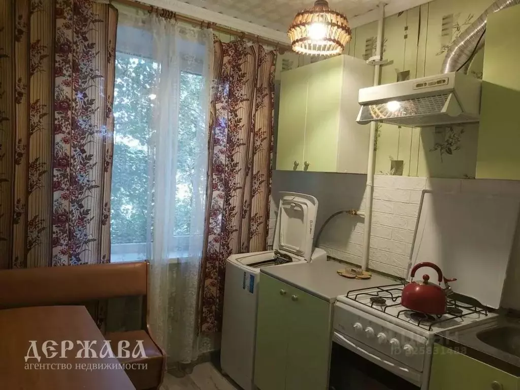 1-к кв. Белгородская область, Старый Оскол Приборостроитель мкр, 17 ... - Фото 1