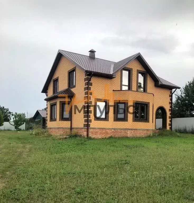 Дом в Белгородская область, Белгород Живописный пер. (170 м) - Фото 1