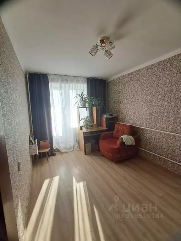 3-к кв. Брянская область, Брянск ул. Брянского Фронта, 20 (60.1 м) - Фото 0