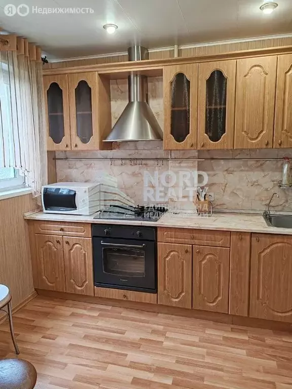 3-комнатная квартира: Мурманск, улица Генерала Щербакова, 14 (63 м) - Фото 1