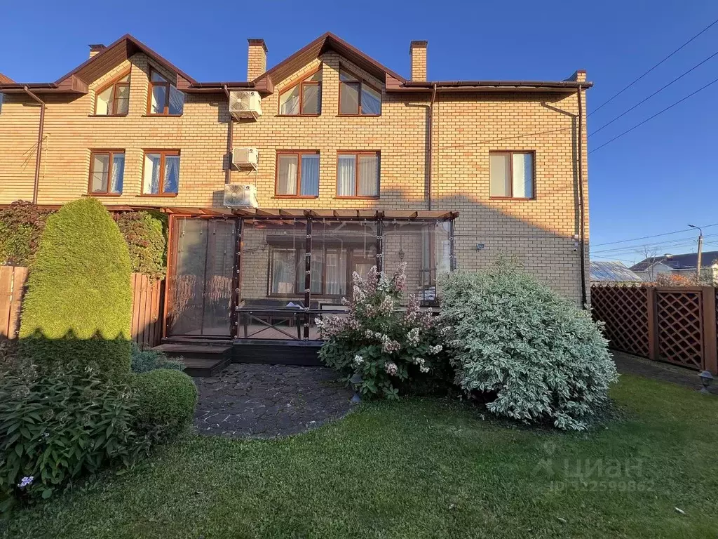 Таунхаус в Тверская область, Тверь ул. Нестерова, 31/30 (261 м) - Фото 1