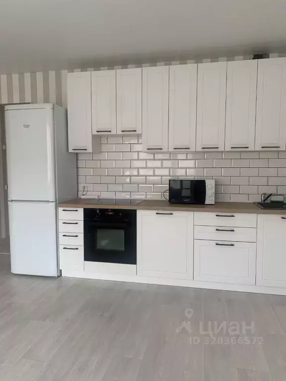 1-к кв. Челябинская область, Челябинск ул. Мусы Джалиля, 14 (45.0 м) - Фото 1