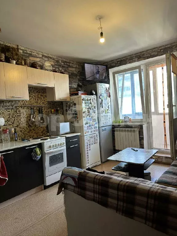 Продается 3-комнатная квартира - Фото 2