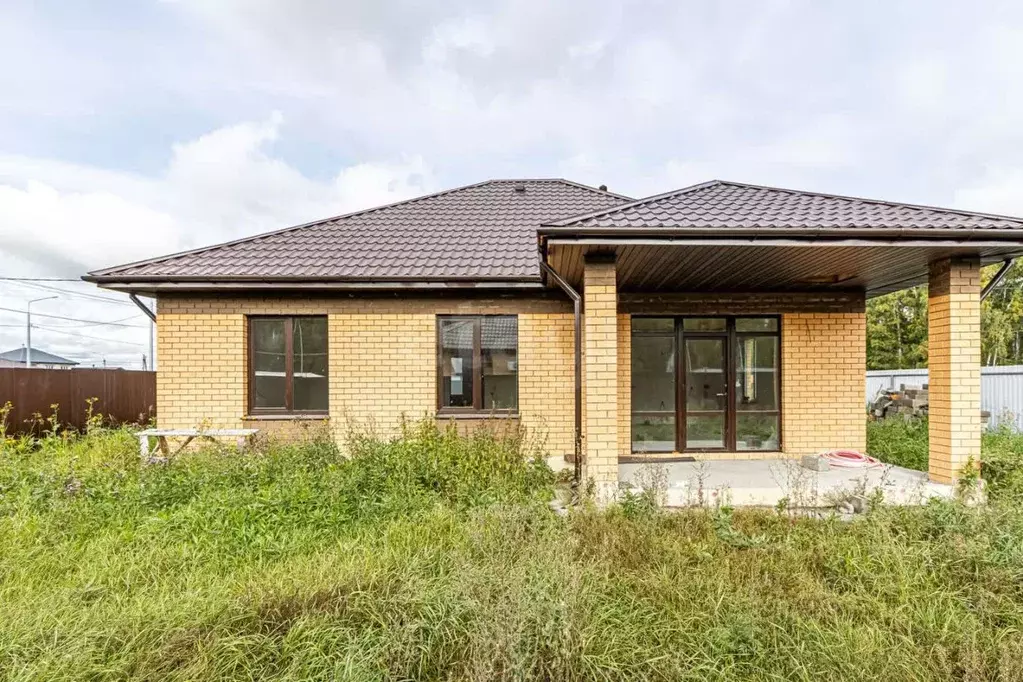 Дом в Тюменская область, Тюменский муниципальный округ, д. Падерина  ... - Фото 1