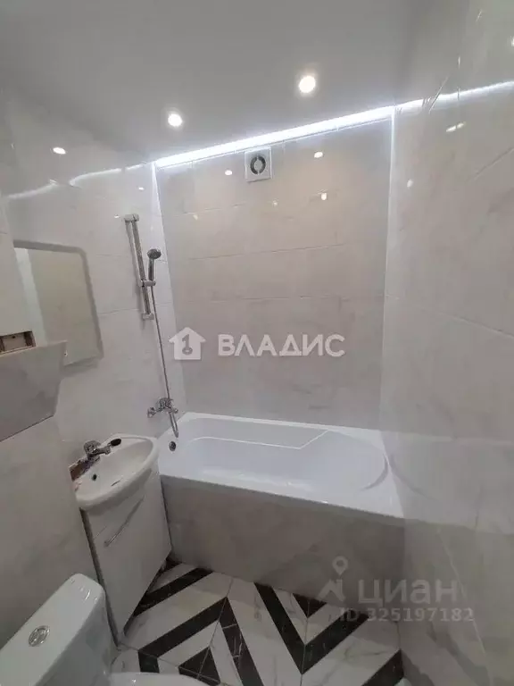 1-к кв. Московская область, Пушкино Мамонтовка мкр, Рабочая ул., 17 ... - Фото 1