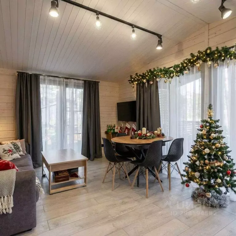 Дом в Ленинградская область, Выборгский район, Полянское с/пос, пос. ... - Фото 1