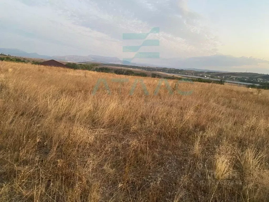 Участок в Крым, Симферопольский район, Трудовское с/пос, с. Ивановка ... - Фото 2