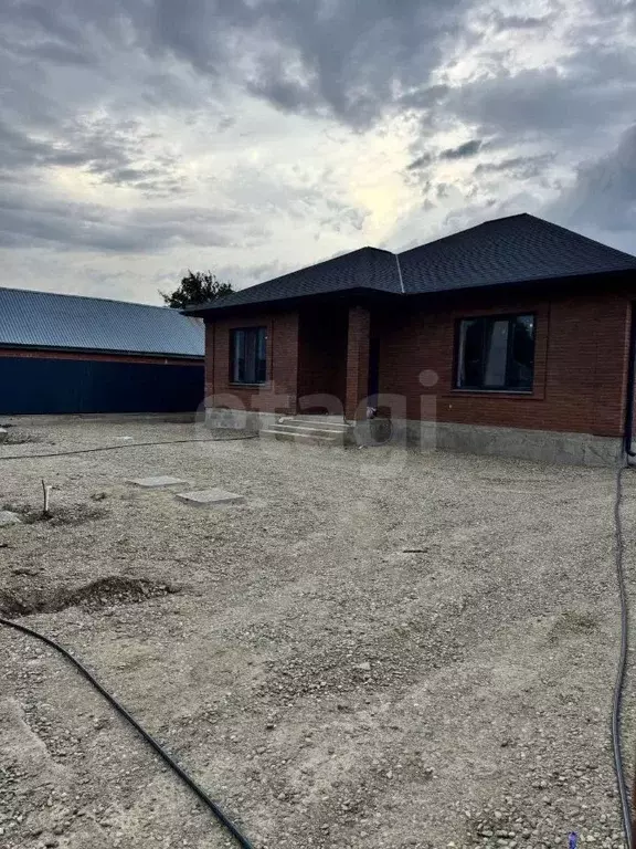 Дом в Адыгея, Майкоп городской округ, Гавердовский хут. ул. Гагарина ... - Фото 1