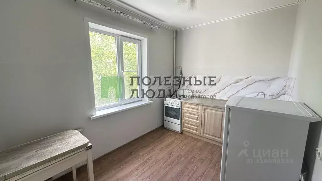 1-к кв. Курганская область, Курган Заозерный жилрайон, 6-й мкр, 11 ... - Фото 1