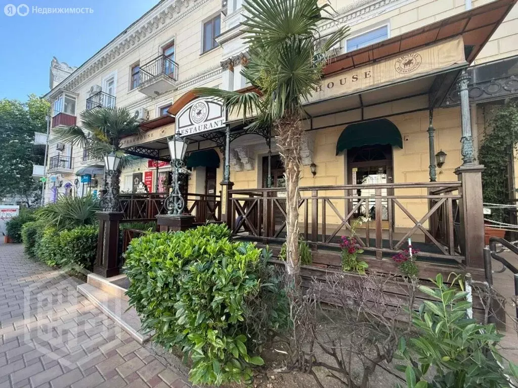 2-комнатная квартира: Ялта, улица Васильева, 4 (51 м) - Фото 1