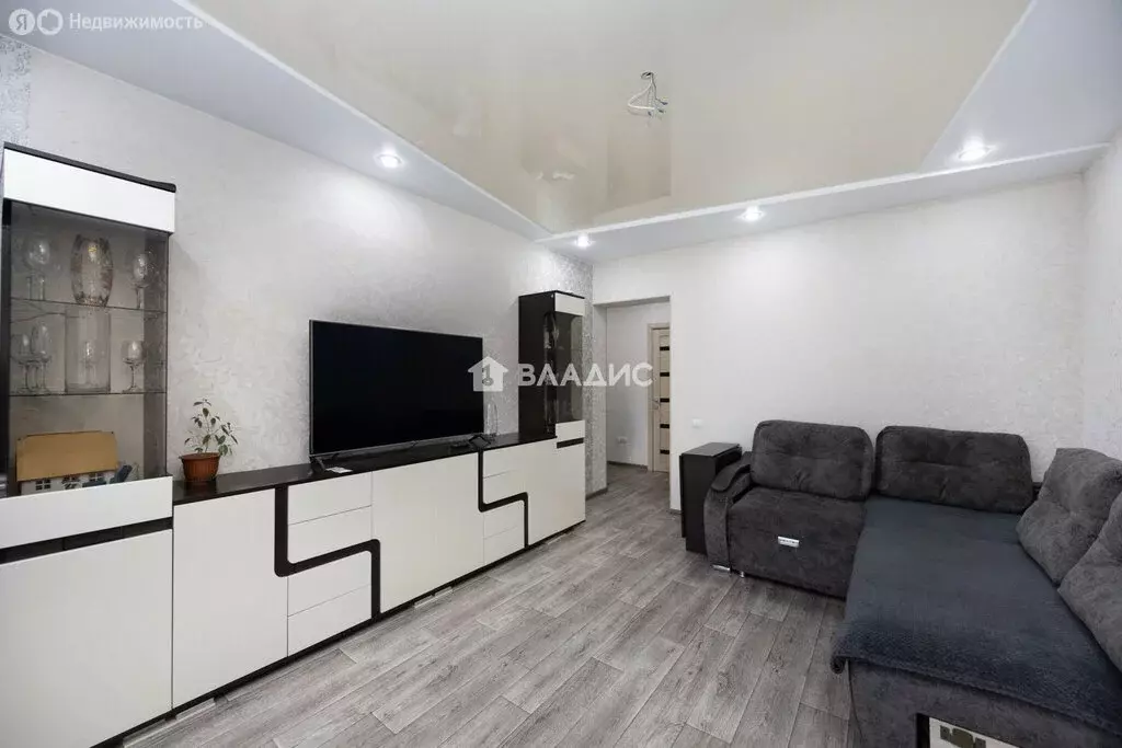 3-комнатная квартира: Благовещенск, Комсомольская улица, 12 (54 м) - Фото 1
