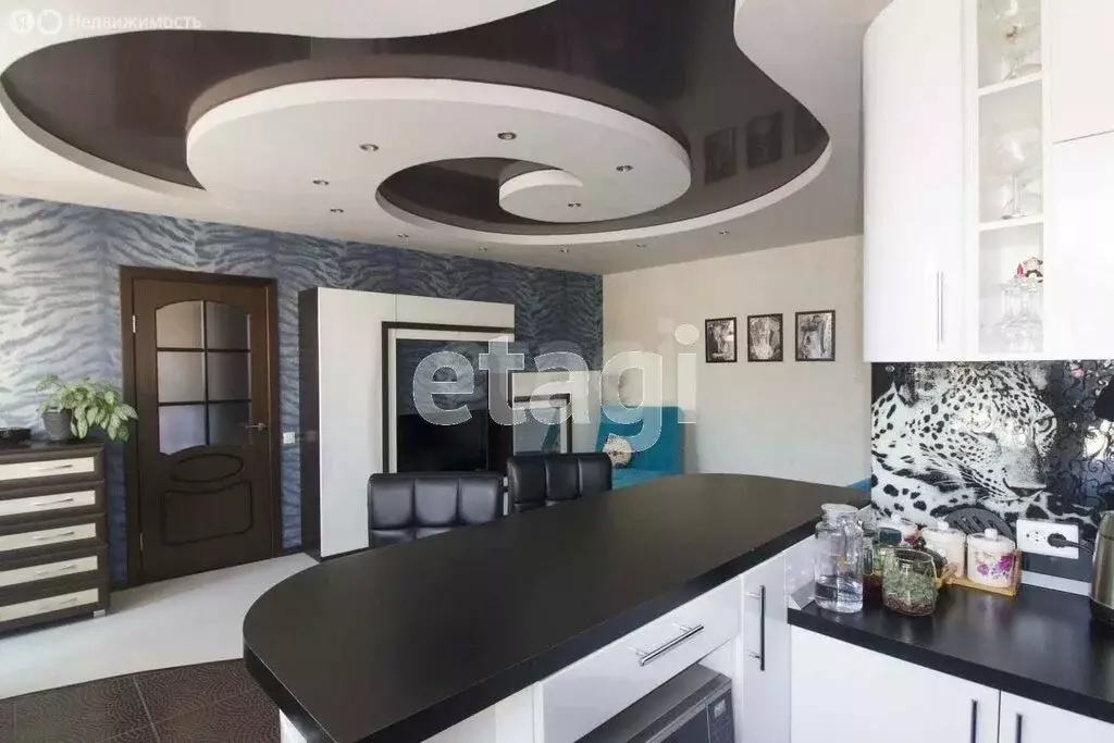 2-комнатная квартира: Нижний Тагил, улица Пархоменко, 114 (43.7 м) - Фото 1