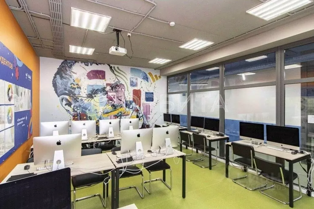 Помещение свободного назначения в Тюменская область, Тюмень Фабричная ... - Фото 1