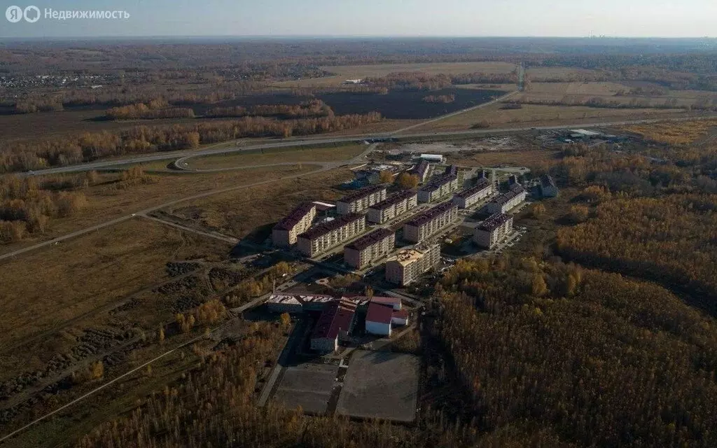 3-комнатная квартира: посёлок Октябрьский, Локтинская улица, 6/2 (67 ... - Фото 1