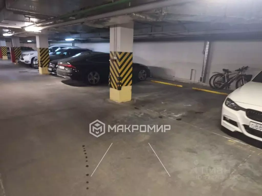 Гараж в Санкт-Петербург ул. Хошимина, 16А (10 м) - Фото 2