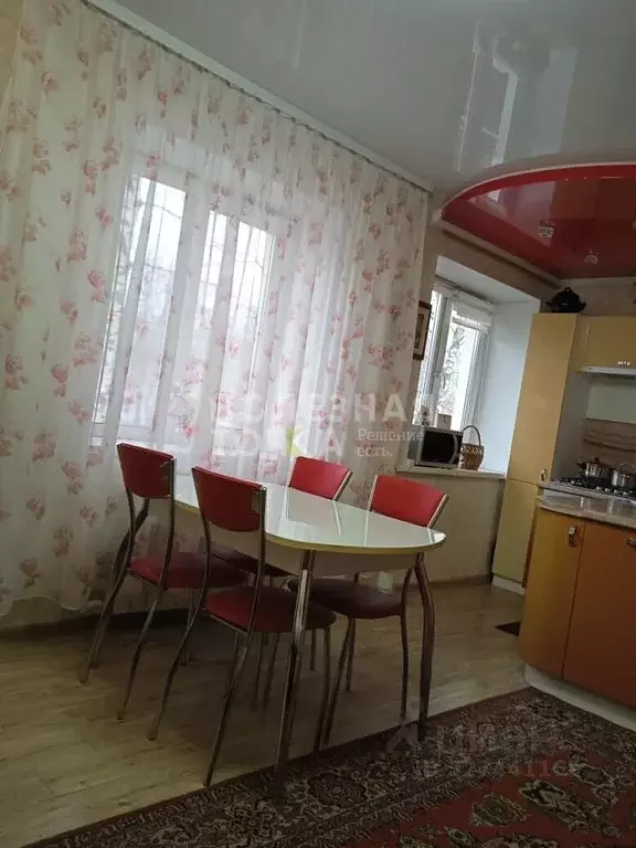 3-к кв. Новгородская область, Пестово ул. Чапаева, 7 (49.7 м) - Фото 1