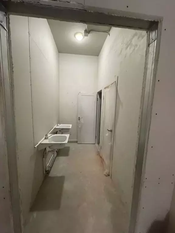 Торговая площадь в Свердловская область, Екатеринбург ул. Академика ... - Фото 0