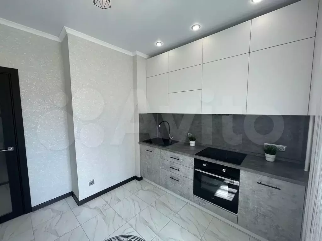 1-к. квартира, 38 м, 3/17 эт. - Фото 1