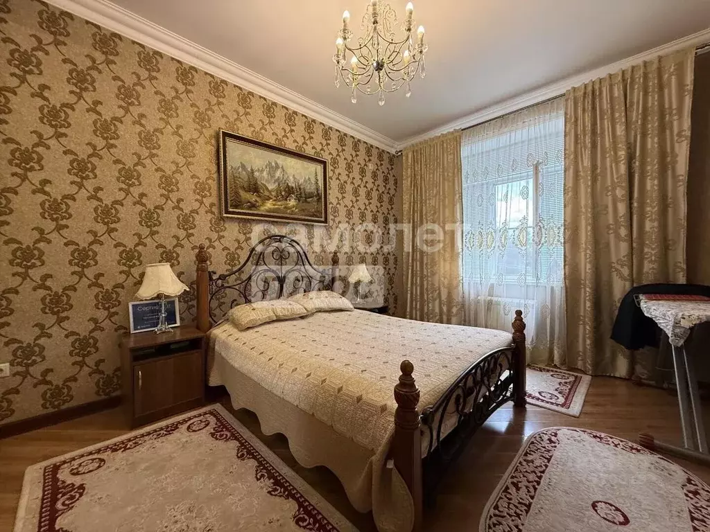3-к кв. Дагестан, Каспийск Советская ул., 10 (96.0 м) - Фото 1