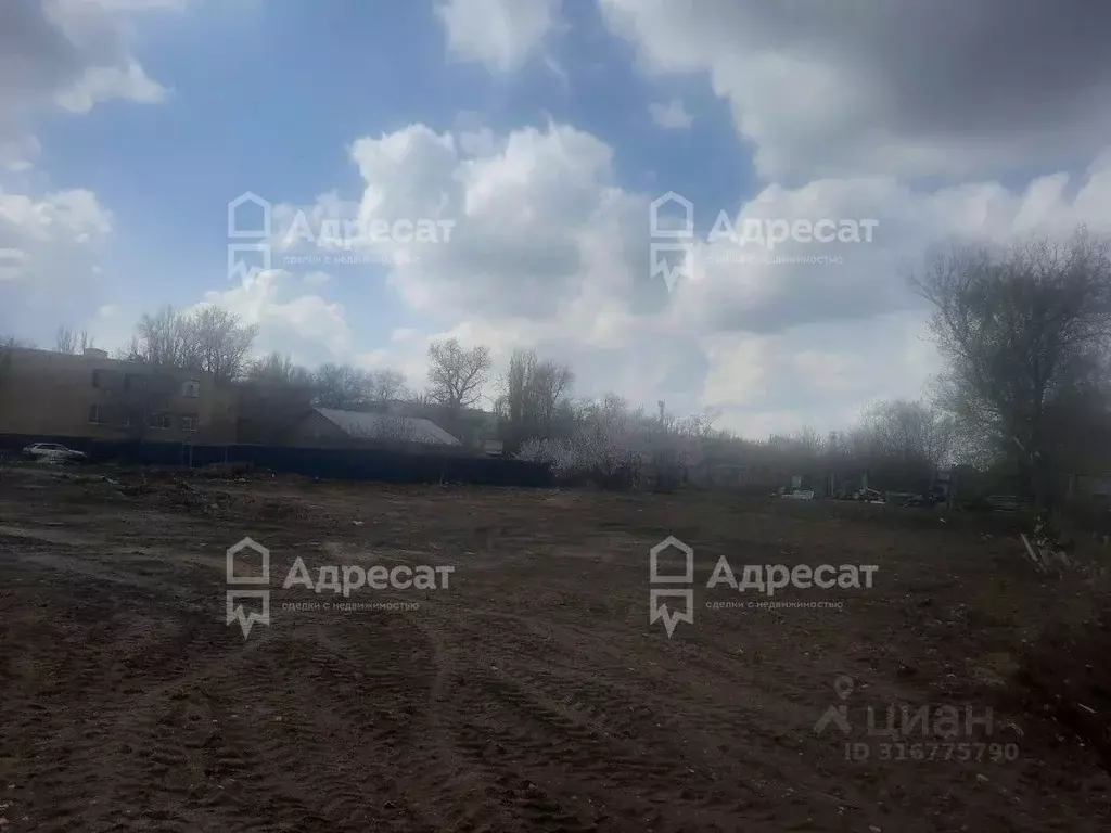 Участок в Волгоградская область, Волгоград ул. Коцюбинского (7.5 сот.) - Фото 0