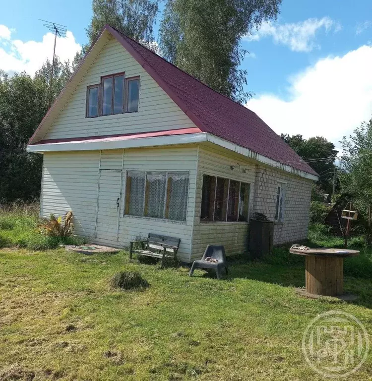 Дом в Ленинградская область, Лужский район, Заклинское с/пос, д. ... - Фото 0