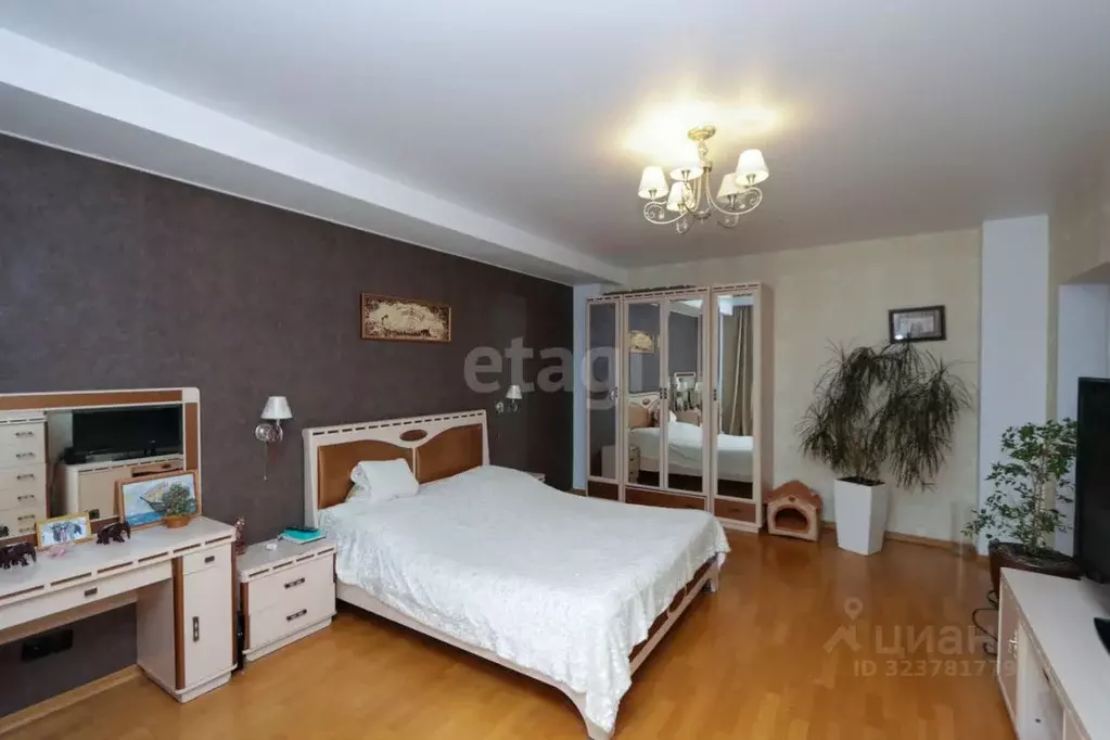 5-к кв. Иркутская область, Иркутск ул. Александра Невского, 60 (181.3 ... - Фото 0