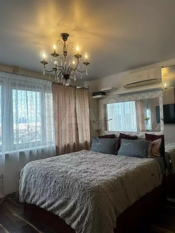 Квартира-студия, 40 м, 18/37 эт. - Фото 1