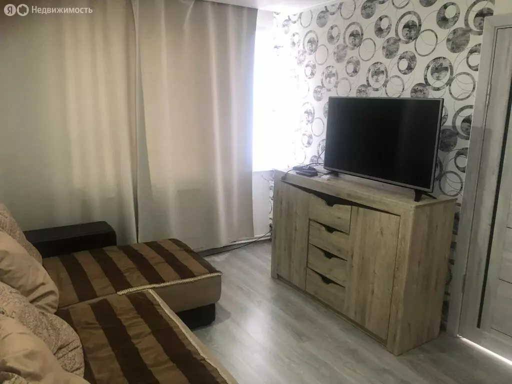 2-комнатная квартира: Старощербиновская, Красноармейская улица, 83 ... - Фото 1