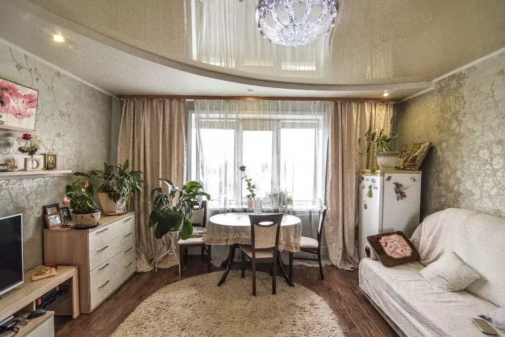 1-к кв. Сахалинская область, Южно-Сахалинск ул. Ленина, 327 (40.0 м) - Фото 1