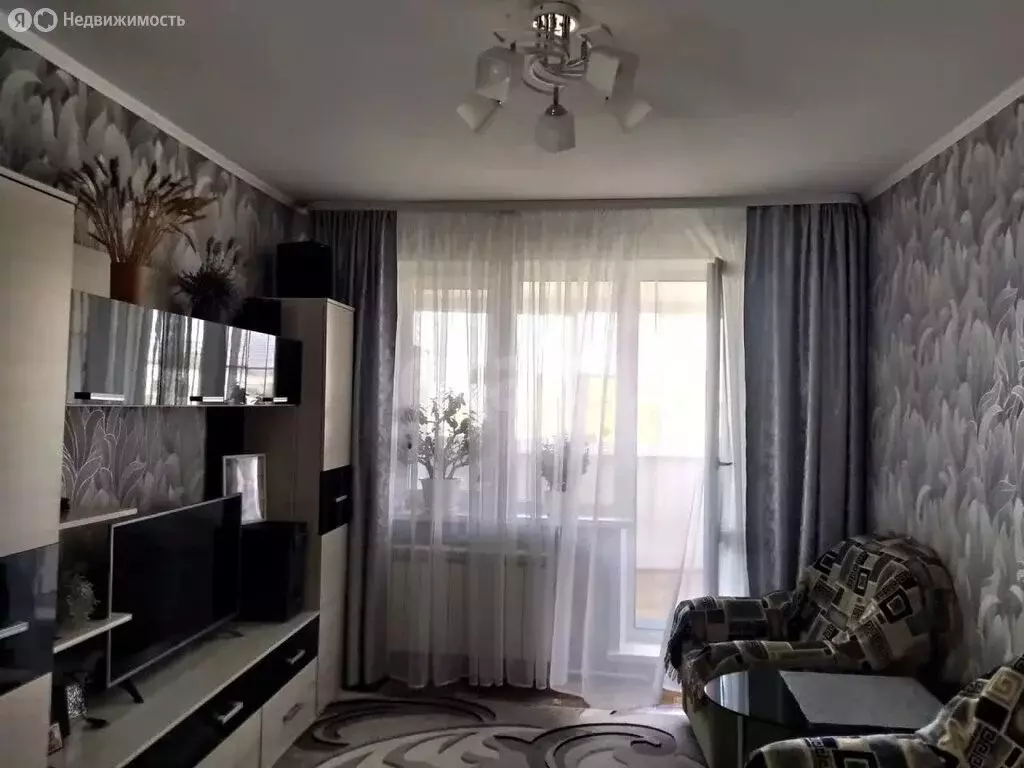 2-комнатная квартира: посёлок городского типа Усть-Кинельский, ... - Фото 1