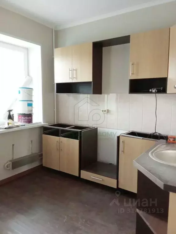 1-к кв. Белгородская область, Старый Оскол Космос мкр,  (41.6 м) - Фото 0