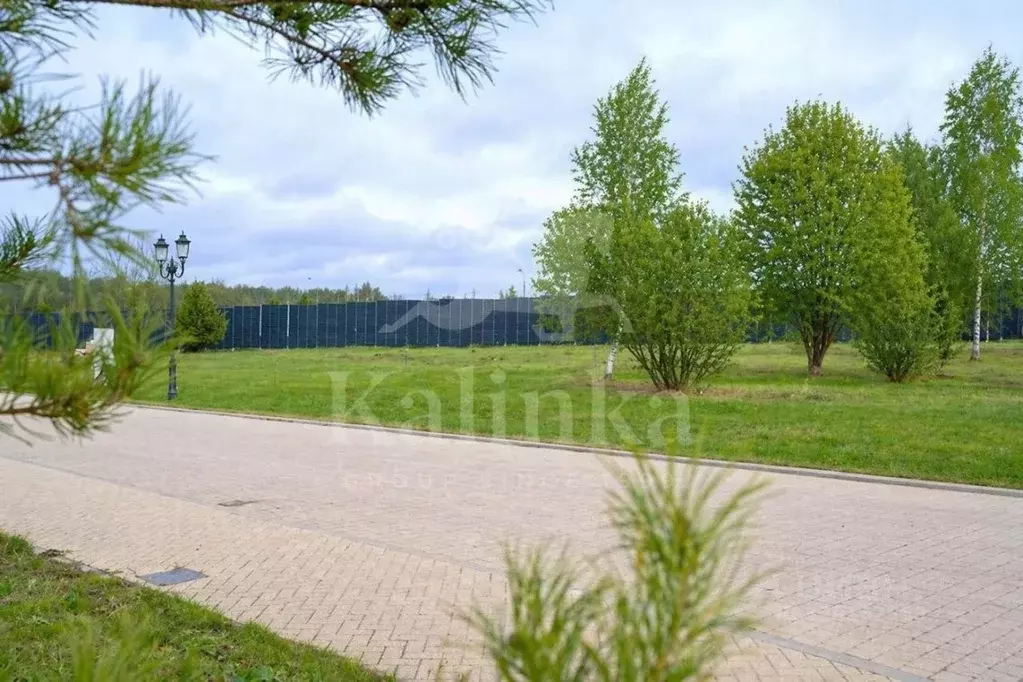 Участок в Московская область, Одинцовский городской округ, с. ... - Фото 2