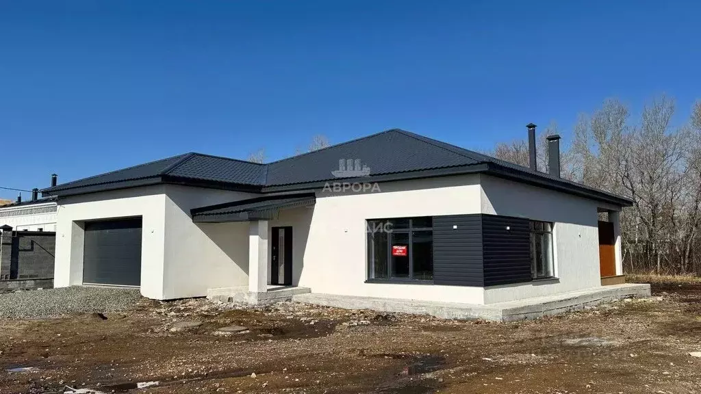 Дом в Челябинская область, Магнитогорск ул. Сергея Пускепалиса (204 м) - Фото 1