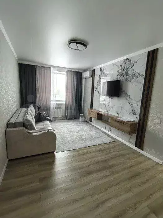 1-к. квартира, 37 м, 3/5 эт. - Фото 0
