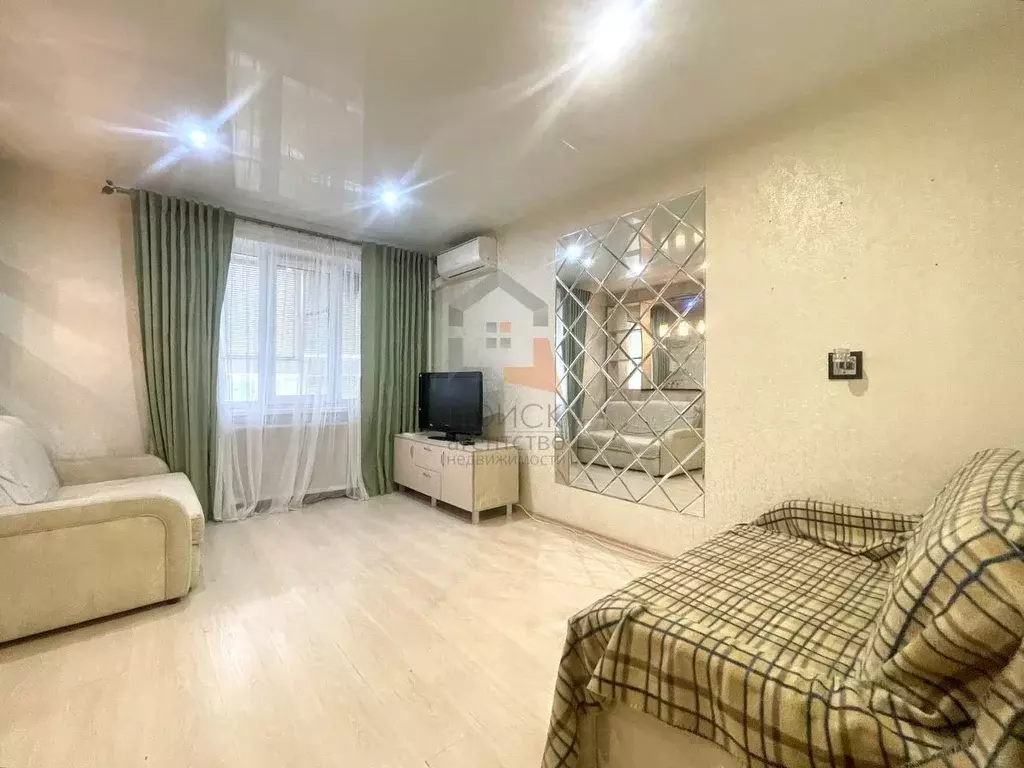 Студия Кировская область, Киров ул. Ивана Попова, 60 (32.0 м) - Фото 1