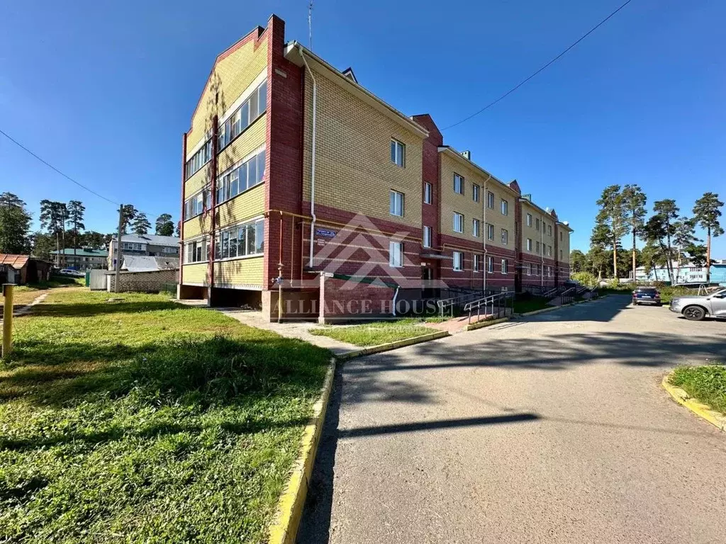 2-к кв. Татарстан, Высокогорский район, пос. Бирюлинского Зверосовхоза ... - Фото 1