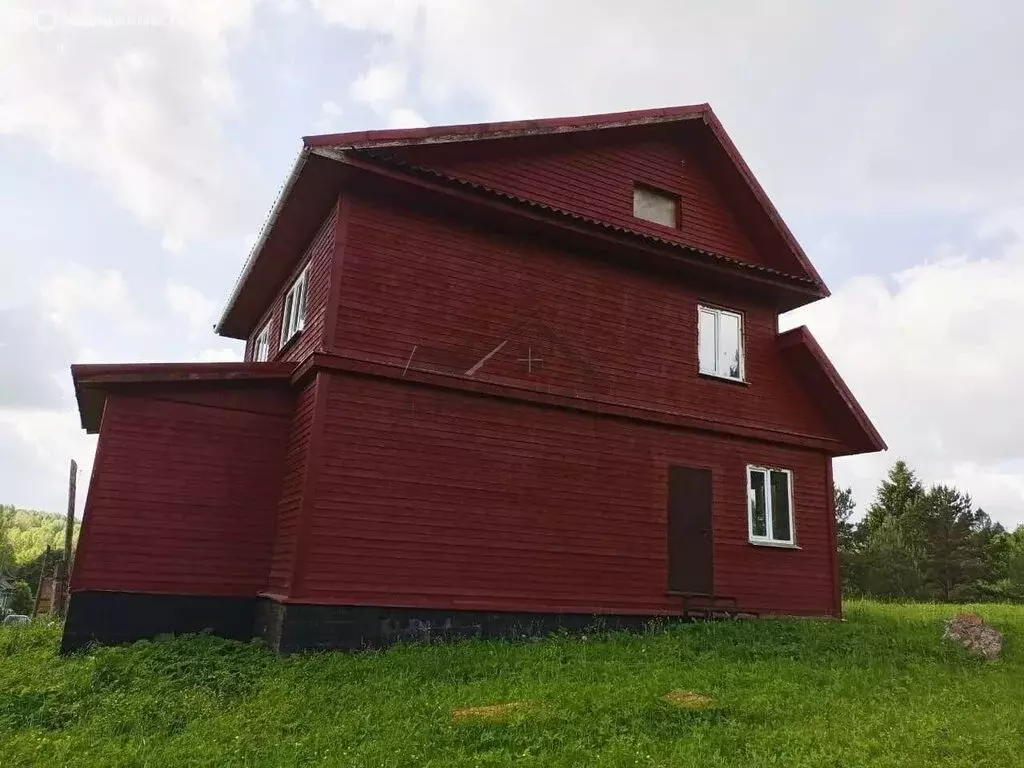 Дом в Бургинское сельское поселение, деревня Коньково (180 м) - Фото 2