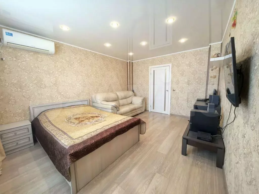 3-к. квартира, 80 м, 10/16 эт. - Фото 0