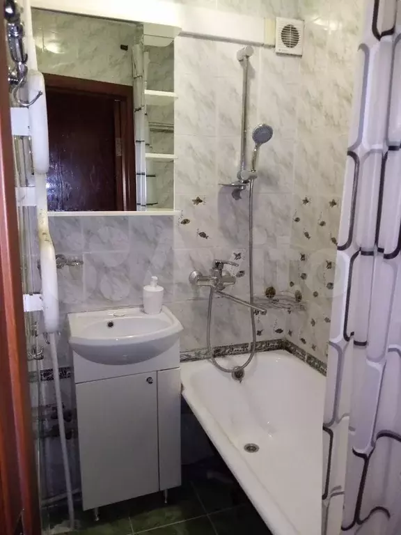 3-к. квартира, 62,8 м, 3/5 эт. - Фото 0