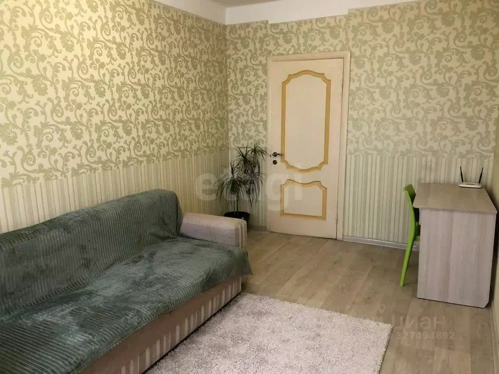 2-к кв. Крым, Симферополь ул. Троллейбусная (45.0 м) - Фото 1