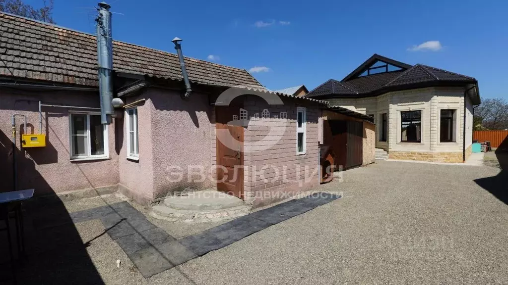 Дом в Ставропольский край, Ставрополь №26 мкр, ул. Глинки, 4 (250 м) - Фото 2