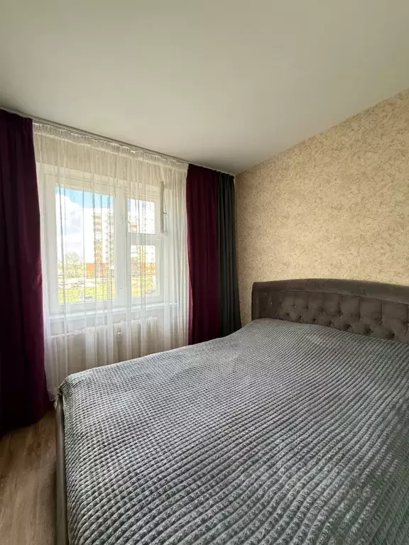 3-к кв. Псковская область, Псков ул. Крестки, 7 (64.7 м) - Фото 1