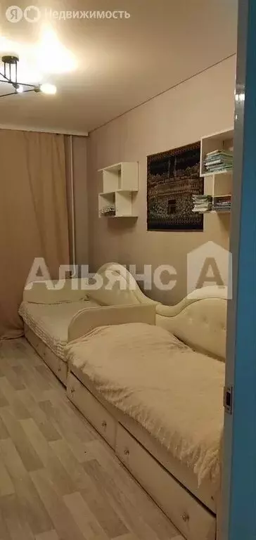 4-комнатная квартира: Волгодонск, проспект Мира, 20 (74 м) - Фото 1