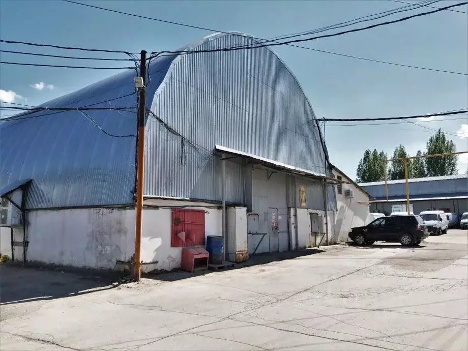 Склад в Саратовская область, Саратов ул. Автокомбинатовская, 11Б (691 ... - Фото 1