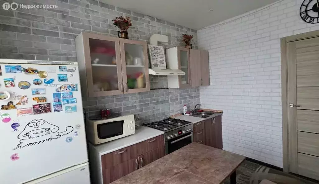 2-комнатная квартира: Новый Уренгой, район Северная Жилая Часть, ... - Фото 2