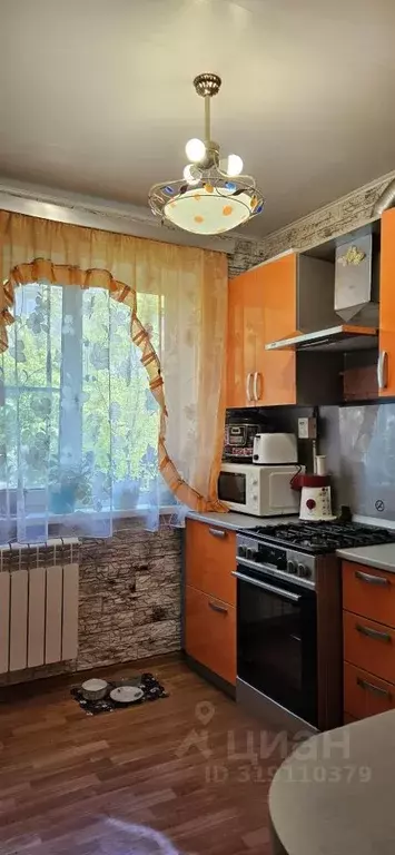 3-к кв. Омская область, Омск ул. 21-я Амурская, 20 (55.0 м) - Фото 0
