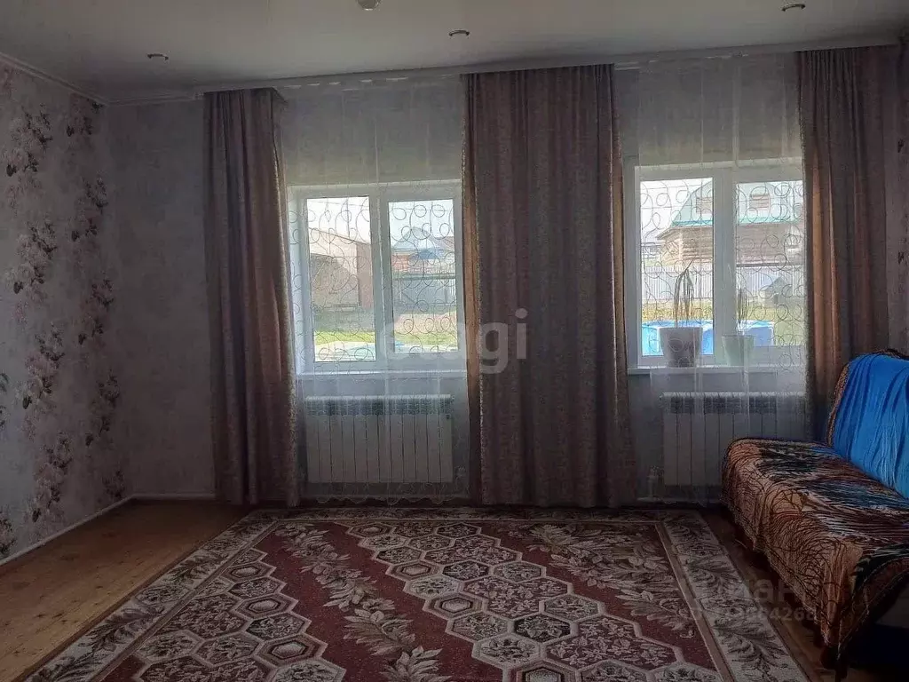 Дом в Башкортостан, Мечетлинский район, с. Большеустьикинское ул. ... - Фото 1