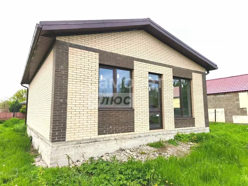 Дом в Краснодарский край, Динской район, Васюринское с/пос, ... - Фото 1